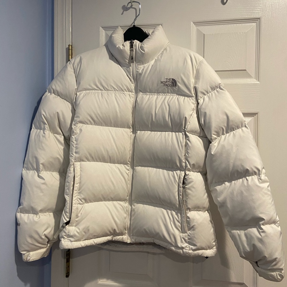 North Face Puffer in white